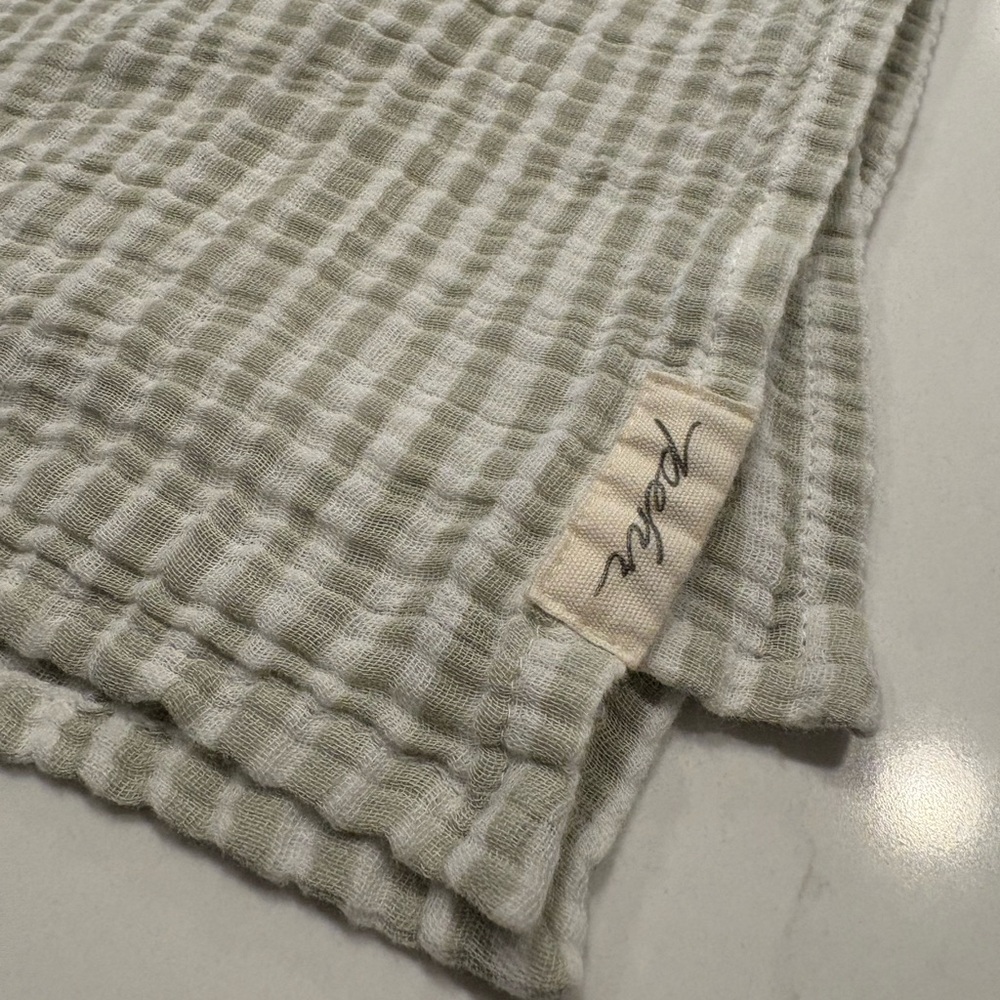 EUC Pehr Large size swaddle